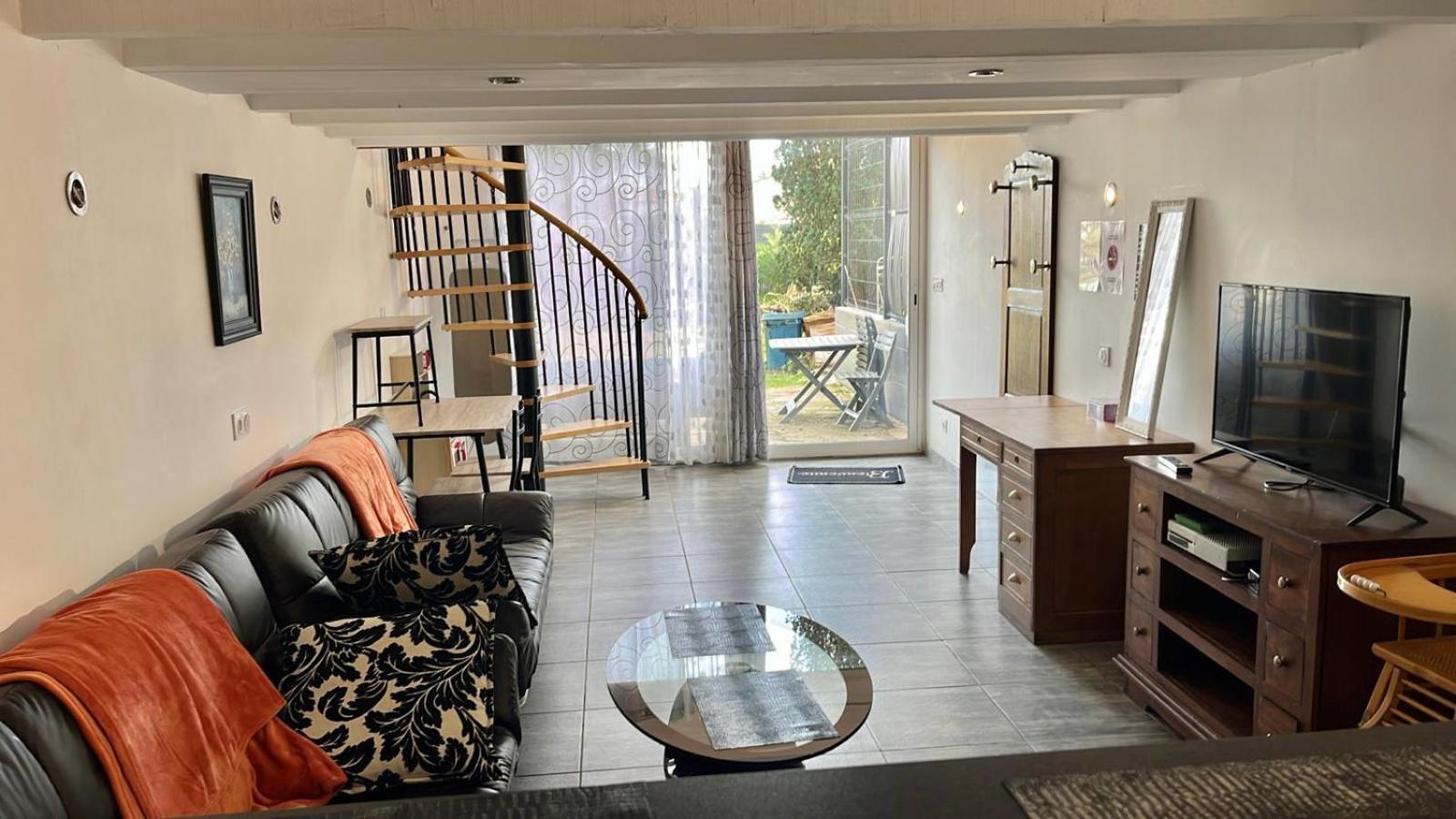 Chez Ben Avec Tout Le Confort Clim Wifi Netflix Gratuit Castres  Exteriér fotografie