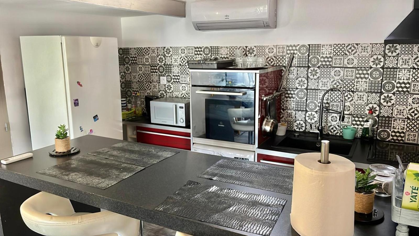 Chez Ben Avec Tout Le Confort Clim Wifi Netflix Gratuit Castres  Exteriér fotografie